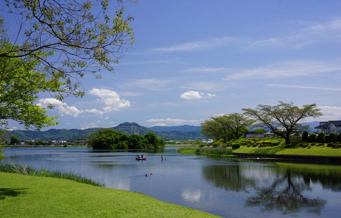 Le lac Ezu