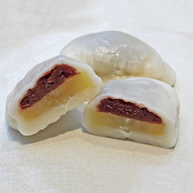 Steamed Satsuma Sweet Potatoes and Sauce