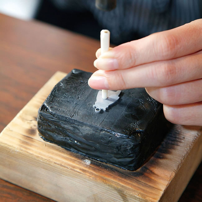 Try the Techniques Passed down over 400 years02