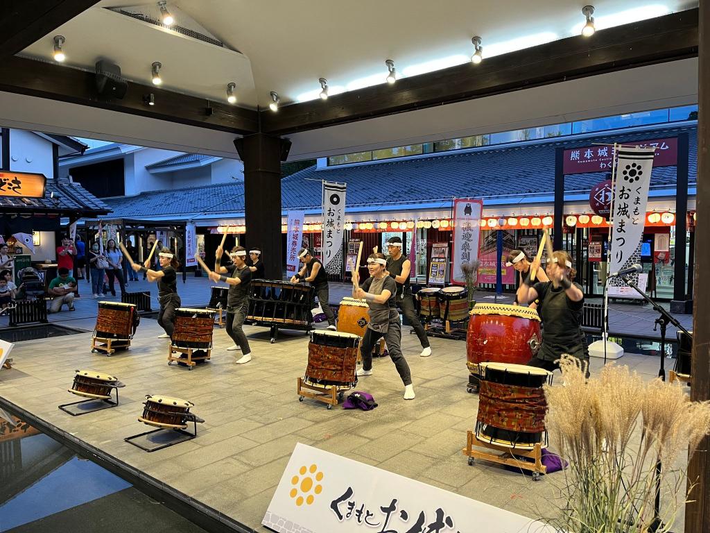太鼓演奏