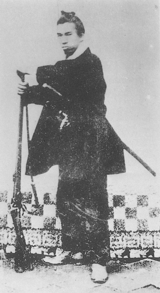 Tani Tateki, Source: National Diet Library's website (https://www.ndl.go.jp/portrait/e/datas/131/)