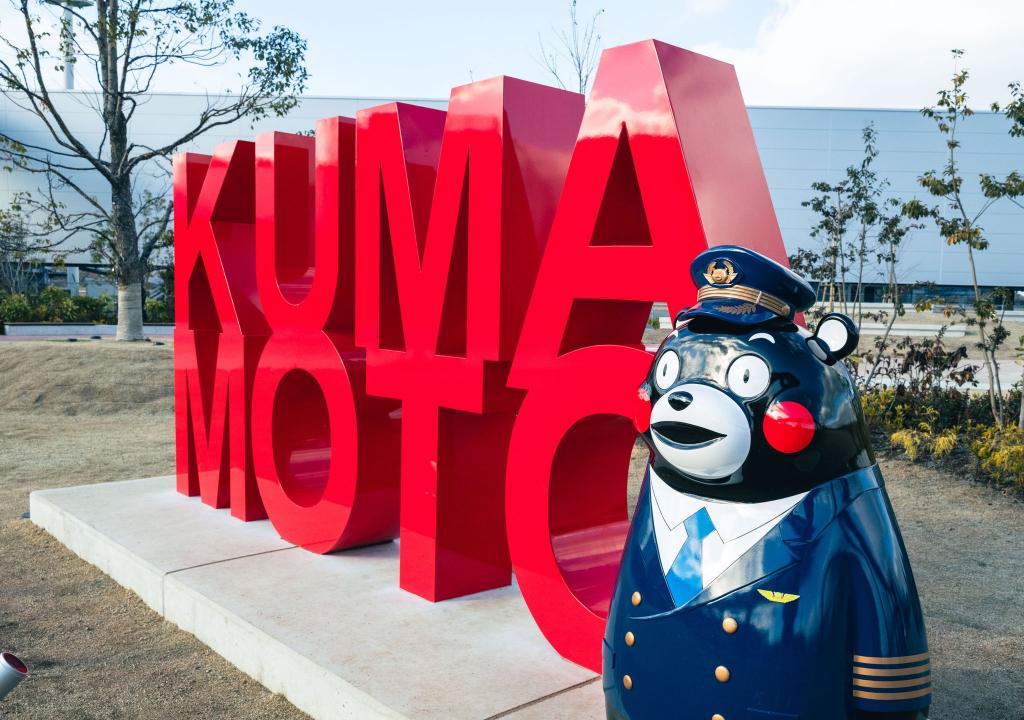 Kumamon statue