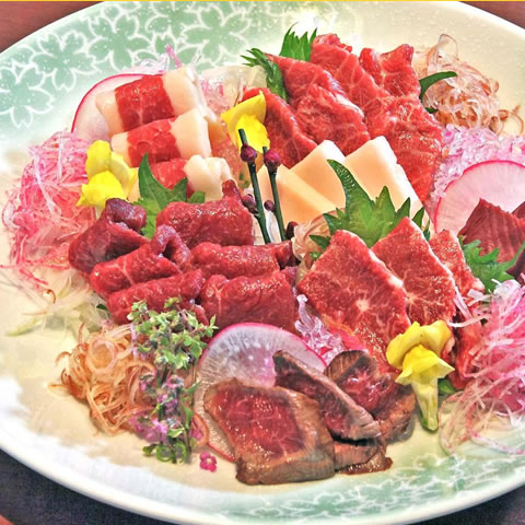 写真：馬肉料理